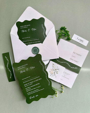 GREEN SCALLOP wedding invitation
