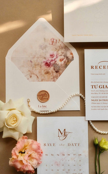 🌸Wedding invitation printed with PEACH blossoms and embossed letters🌸